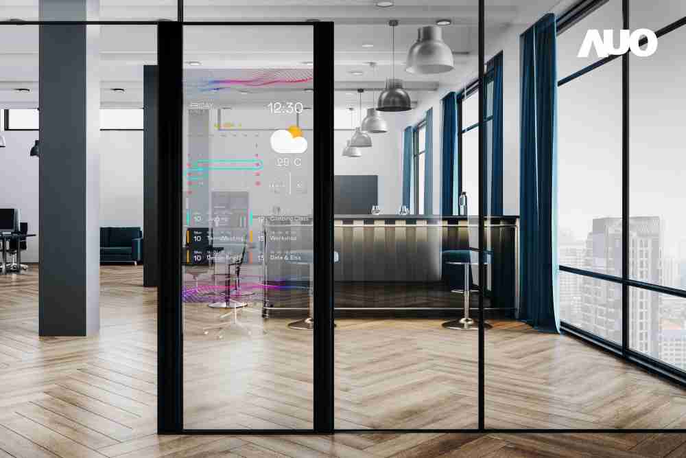 60吋Micro LED透明窗屏显示器，，，，可依需求调整并延伸应用于不同场域，，，包括汽车侧窗或家庭玄关、、智慧橱窗、、、、商业展示等面向，，，提供丰富的信息娱乐内容